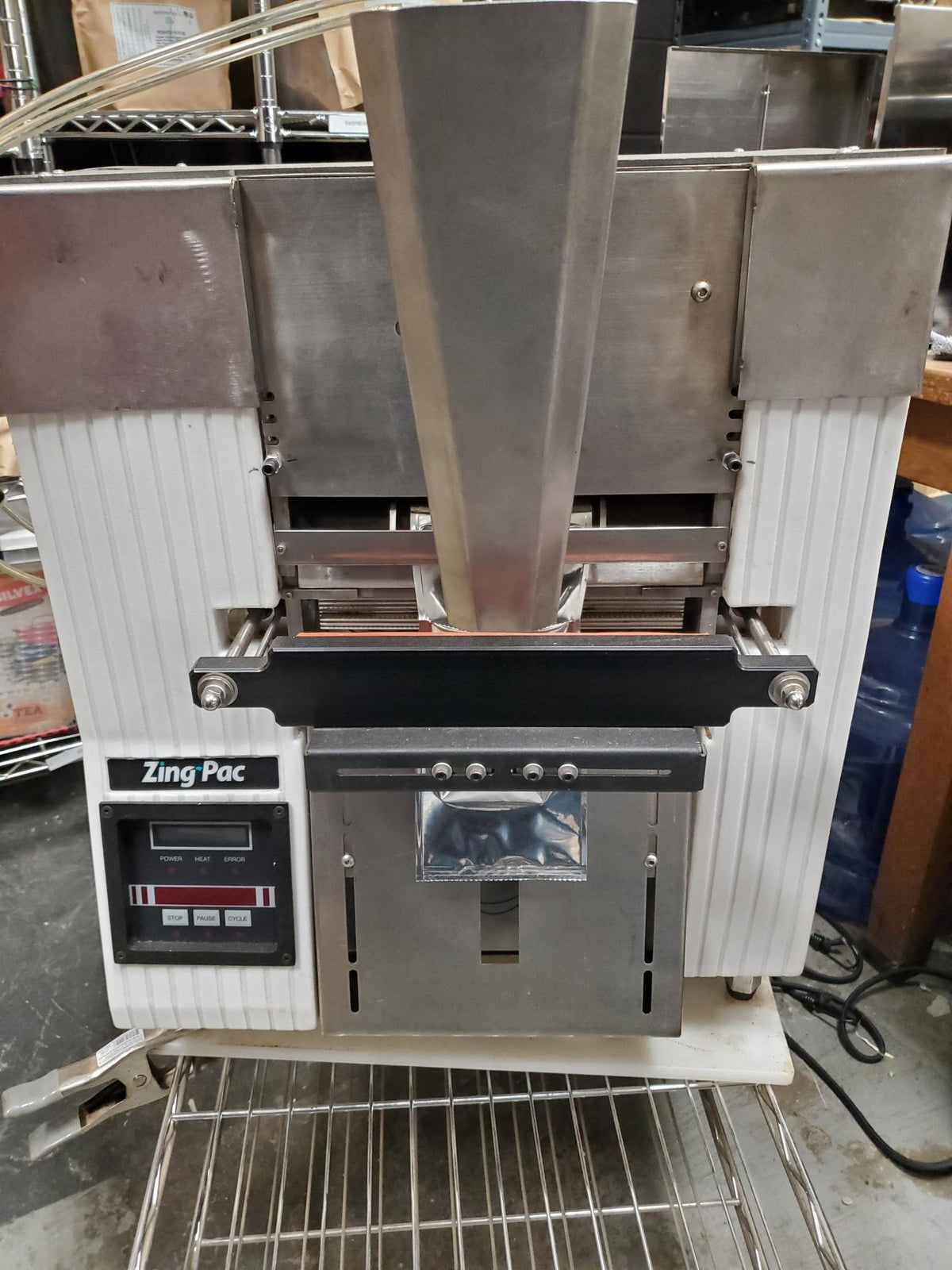 Zing Pac ZP 300 P Filler 2017 - Used — CoffeeTec