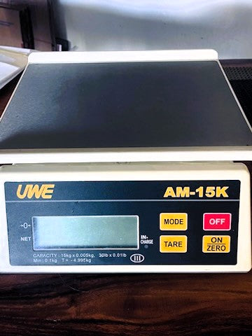 15 kg -Bench Scale UWE AM - NTEP APPROVED CLASS 3 -2012 - Very Good Condition - Used