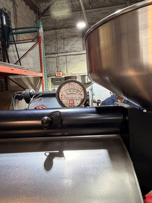 7.5 kg - Petroncini TT 7.5 Roaster - 1995 - Excellent Refurbished Condition - Used (Crating Included))